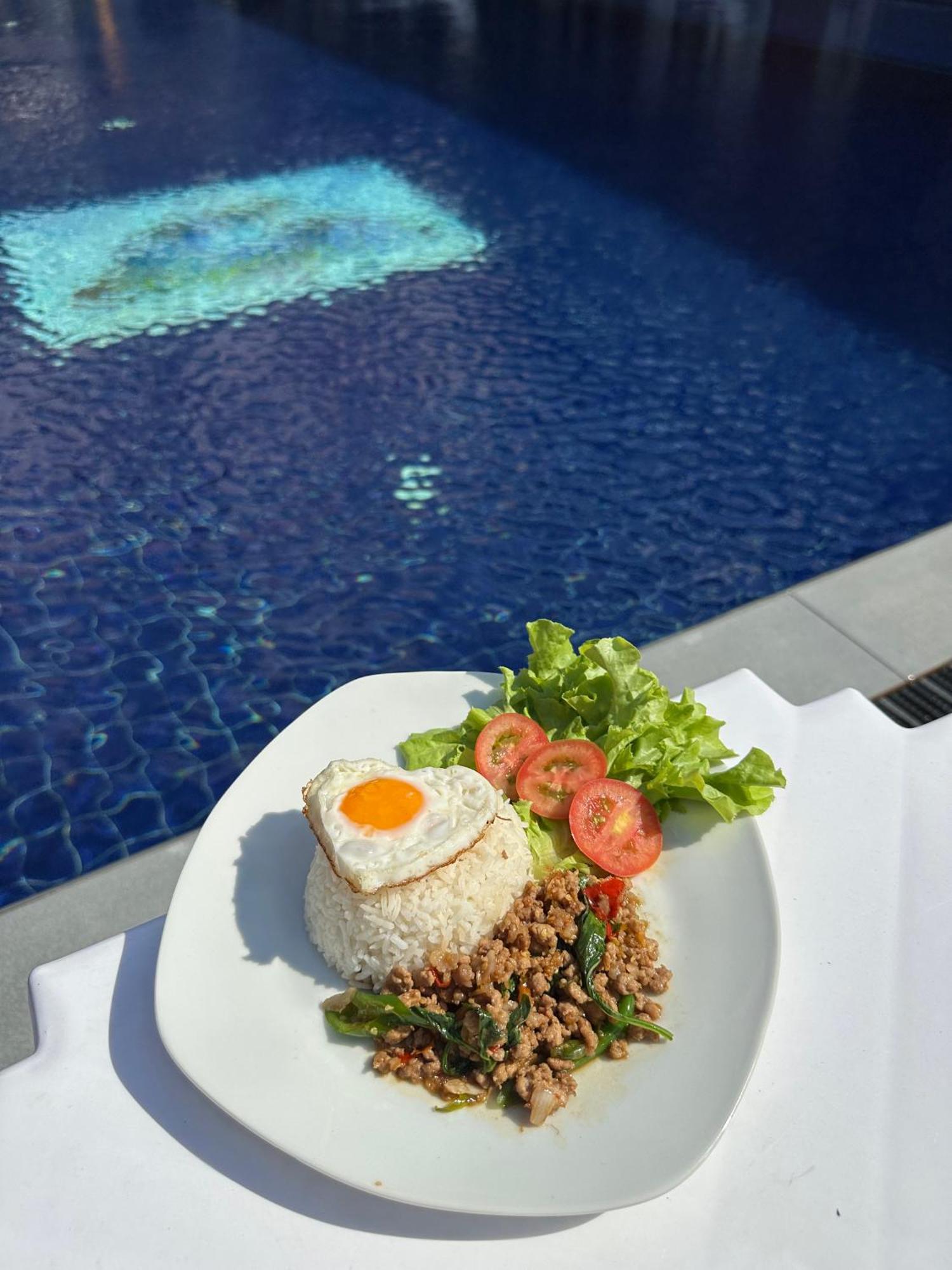 Paradise Land Resort Pattaya Esterno foto