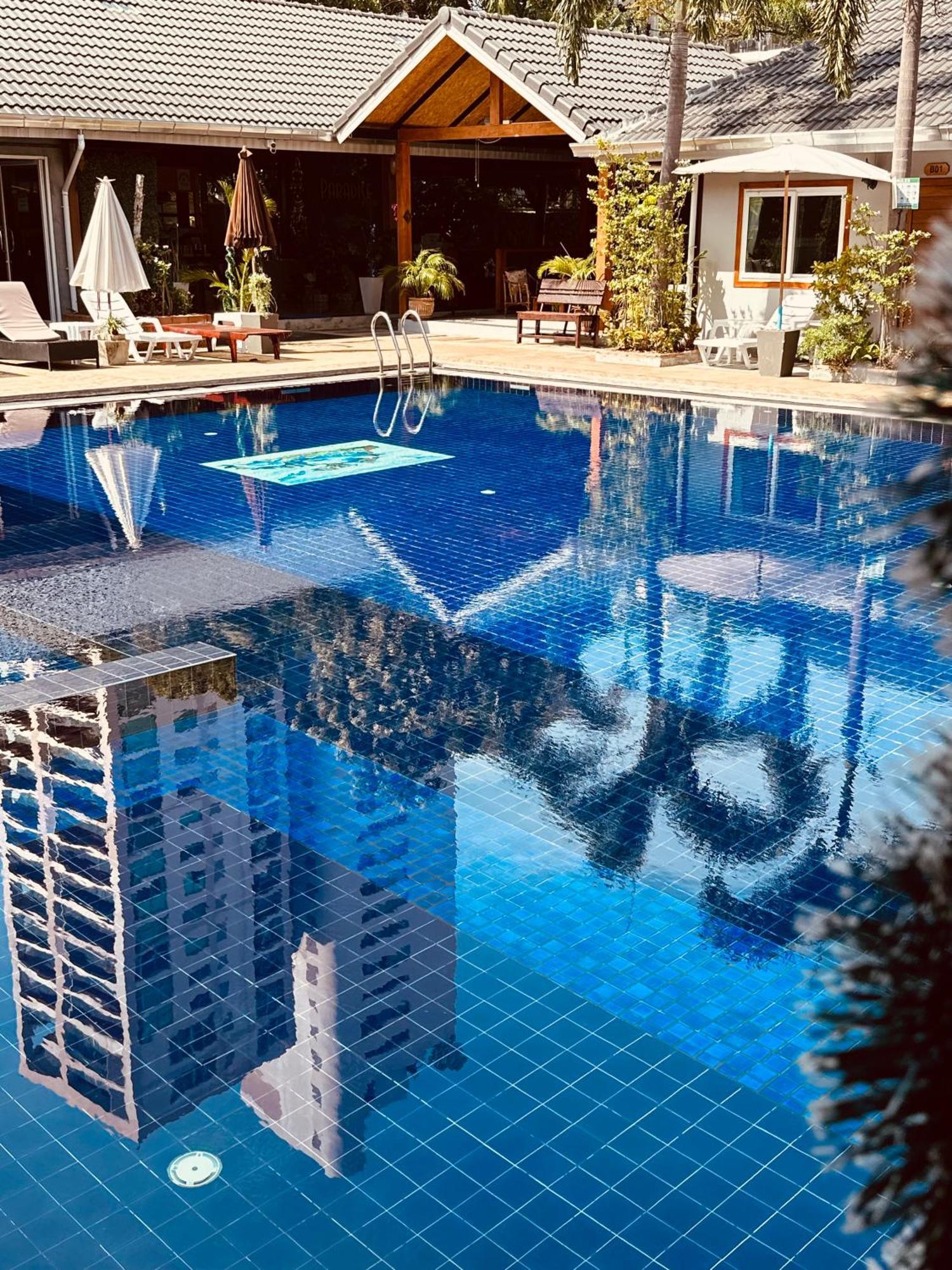 Paradise Land Resort Pattaya Esterno foto