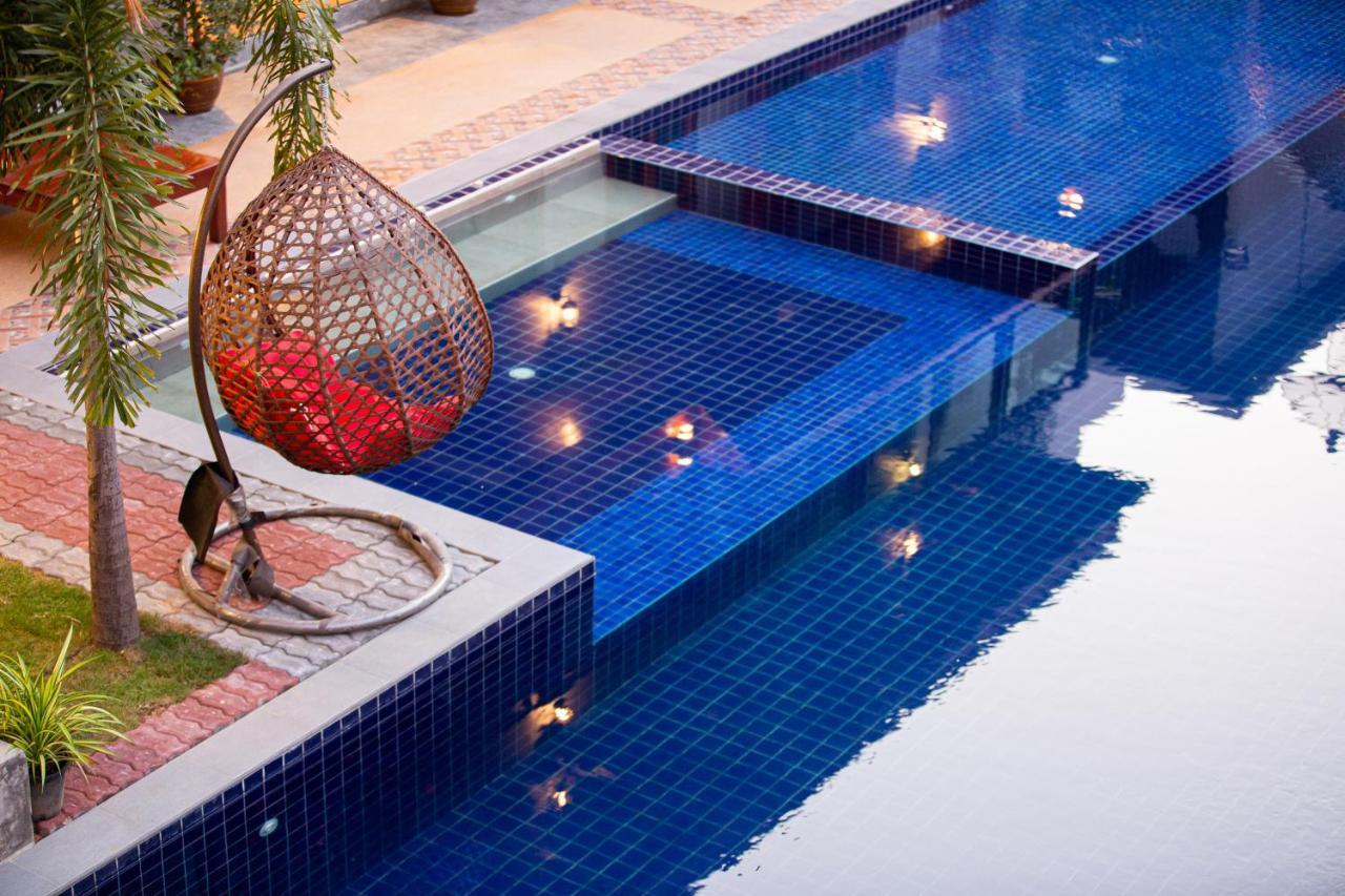 Paradise Land Resort Pattaya Esterno foto